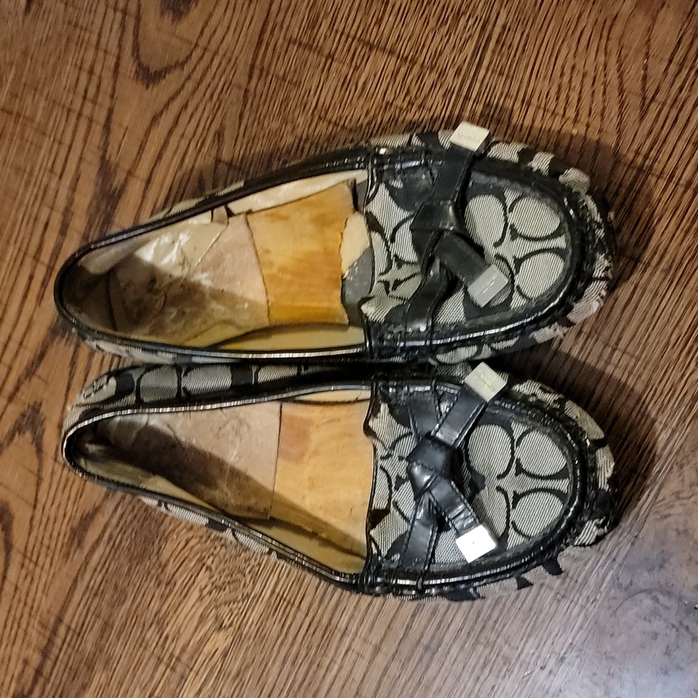 Coach Frida Slip On Loafers Size 7.5B